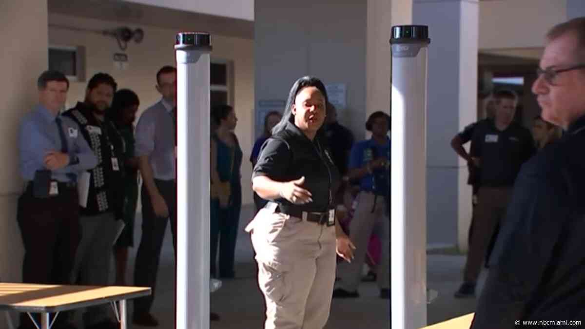 Broward Students Walk Through Metal Detectors For First Time As Pilot 