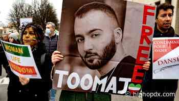 Iranian Rapper Toomaj Salehi Granted Retrial As Death Sentence Is Overturned