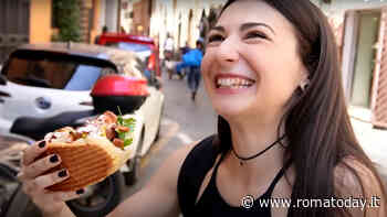 La youtuber testa il miglior kebab di Roma secondo CiboToday. Ecco com’è andata nel video