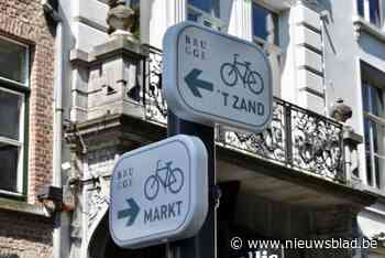 Te veel toeristen in fietszone en dus vraagt Brugge fietsers… een omweg te nemen: “Dat is absurd”