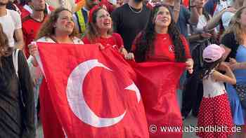 Zittern, Jubel, Emotionen – so feiern die Türken auf Fanfest
