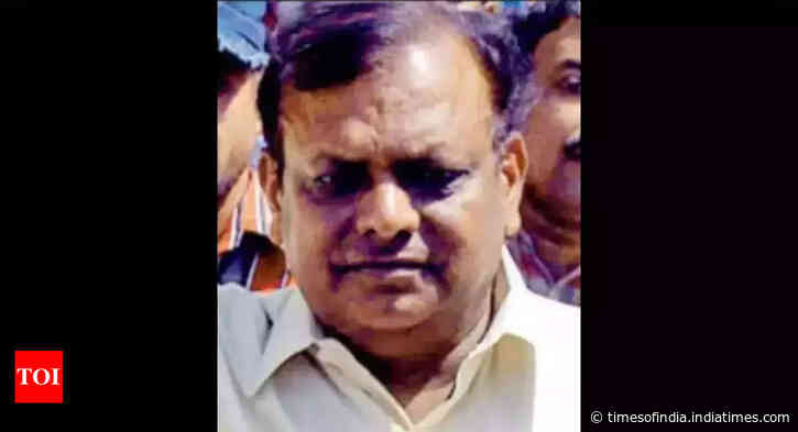 Replace sengol with replica of Constitution: SP