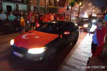 Limburgse Turken vieren EK-zege met vuurwerk en getoeter