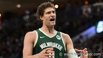 Report: Spurs Interested In Trading For Bucks’ Brook Lopez