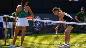 Wozniacki injures knee in Wimbledon warmup
