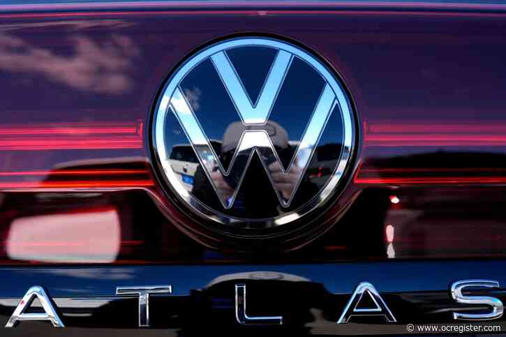 Volkswagen recalls more than 271,000 Atlas SUVs over defective airbags