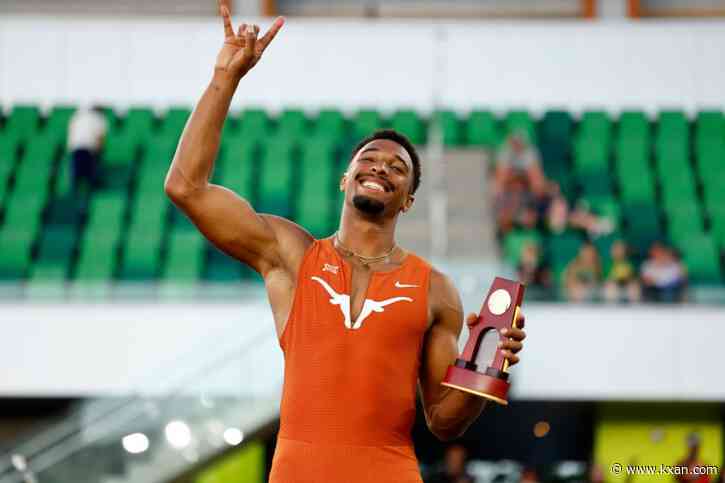 Texas decathlete Leo Neugebauer named finalist for The Bowerman