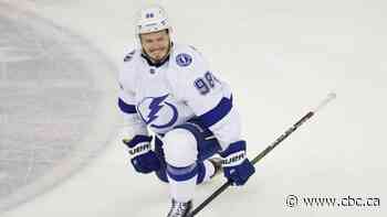 Lightning deal Sergachev, Jeannot; Maple Leafs acquire Tanev's rights at NHL draft