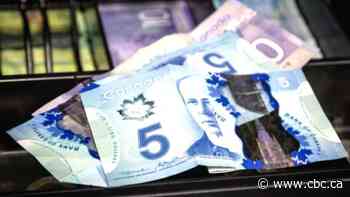 Canada 'sleepwalking' into cashless society, consumer advocates warn