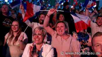 Wahl in Frankreich: Rechtsnationale von Le Pen in erster Runde vorne