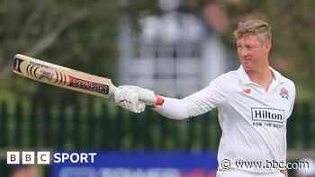 Jennings hits 183 as Lancs get on top against Notts