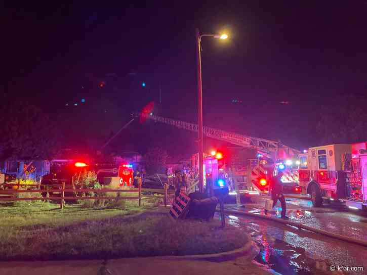 Firefighters battle multi-home fire in NW OKC
