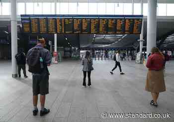 London travel news LIVE: Signal fault between London Bridge and Blackfriars hits Thameslink trains