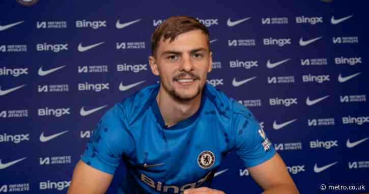 Kiernan Dewsbury-Hall greeted by Chelsea star after completing ‘really exciting’ transfer