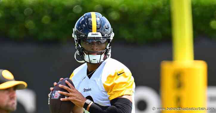 Analyst says Steelers should use Justin Fields as read-option running back