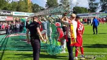 Kraanbestuurder is verdachte rond gevallen stellage bij oefenduel FC Twente