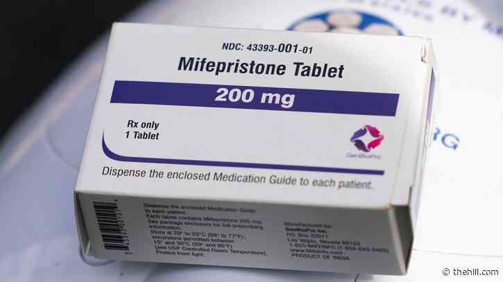 House Democrats call on major pharmacy chains to dispense mifepristone
