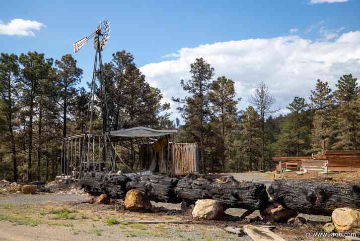 Ruidoso holds town hall meeting answering questions from residents on fires and flooding