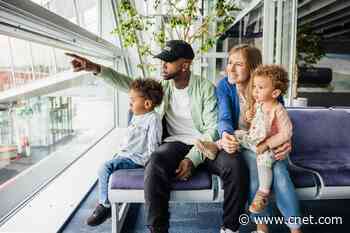 Traveling With Kids? Here's How to Get Airport Lounge Access for the Whole Family