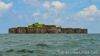 Murud Janjira Fort: Freshwater Well In The Indian Fort Which Is Located In The Ocean