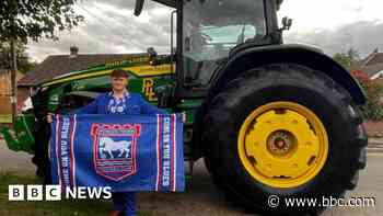 Ipswich Town fan turns Tractor Boy for prom arrival