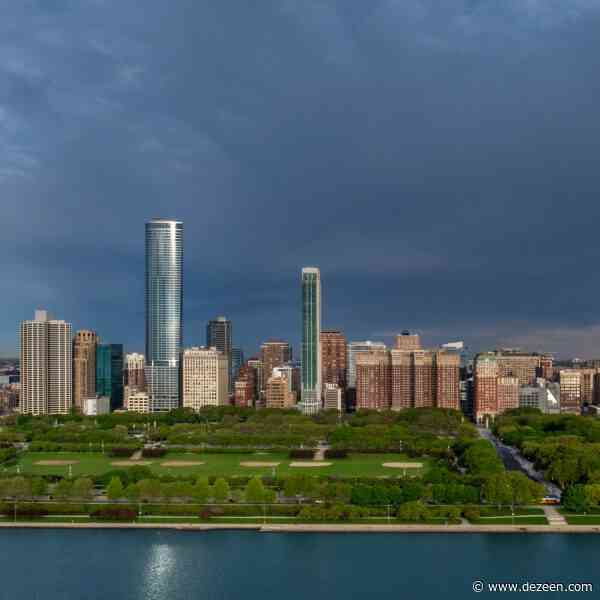 Jahn completes 1000M skyscraper in Chicago