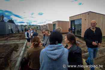Oekraïense vluchtelingen maken kennis met nieuwe buurt in Peer
