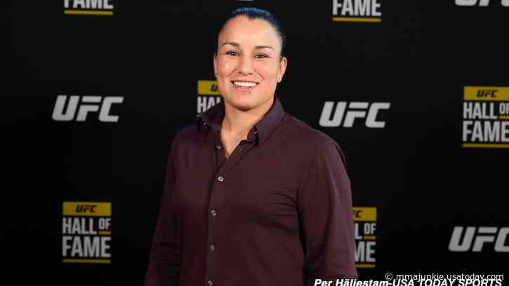 UFC champ Raquel Pennington plans on 'whooping Julianna Peña's ass' then take on Kayla Harrison