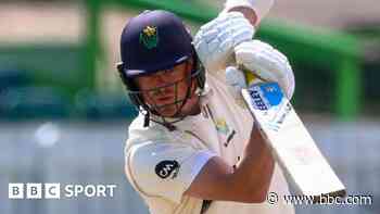Glamorgan tie with Gloucestershire when chasing world record 593