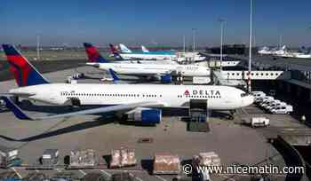 Des passagers et des membres d'équipage victimes d'intoxication alimentaire, un avion de la compagnie Delta atterrit en urgence