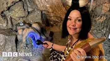 Amber worth £750 stolen from tourist caves
