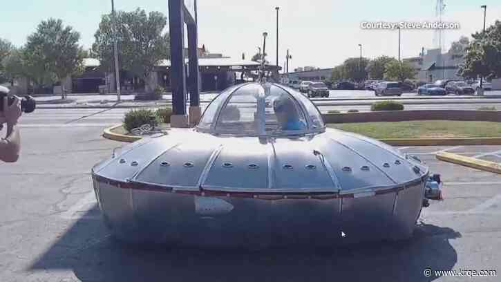 UFO car makes it to Roswell after getting national attention