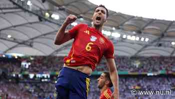 Spaanse matchwinner Merino imiteert vader na goal in Stuttgart: 'Was geweldig'