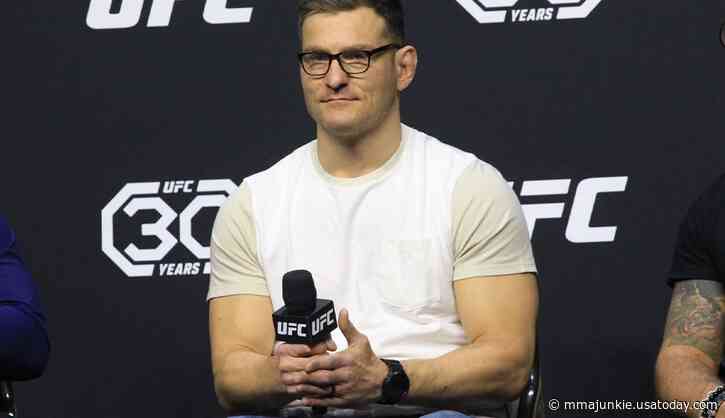 Stipe Miocic adamant he's 'not holding up any division like everyone says' by waiting for Jon Jones fight