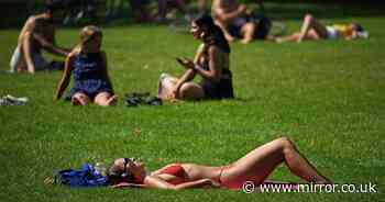 UK weather: Maps show exact date 'heat dome' to bring 30C and 10-day scorcher