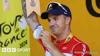Groenewegen wins Tour stage six in photo finish