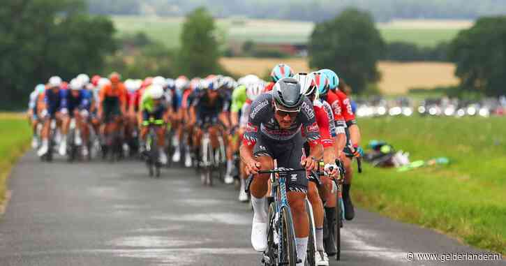 LIVE Tour de France 2024 | Massasprint op komst in achtste etappe, slaat Groenewegen weer toe?