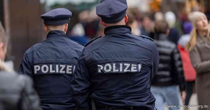 Pärchen schlägt und beleidigt Polizisten – drei Verletzte