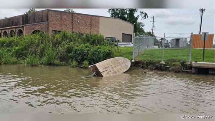 Iberville officials, boating residents want 'no wake zone' in area around damaged Grosse Tete bridge