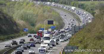 Lane blocked on M27 causing motorway delays