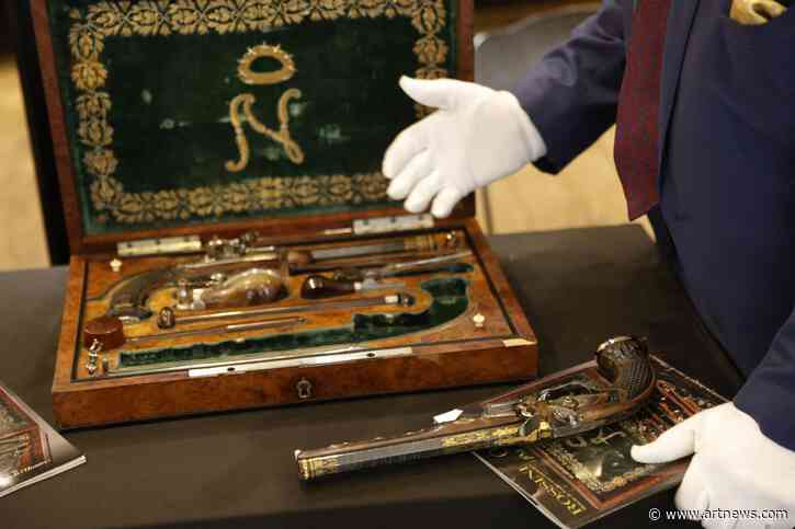 Pistols Napoleon Planned to Use for Suicide Sell in France for $1.84 M.