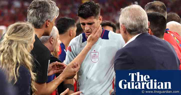 Álvaro Morata hurt after being slid into by security guard in Spain celebrations