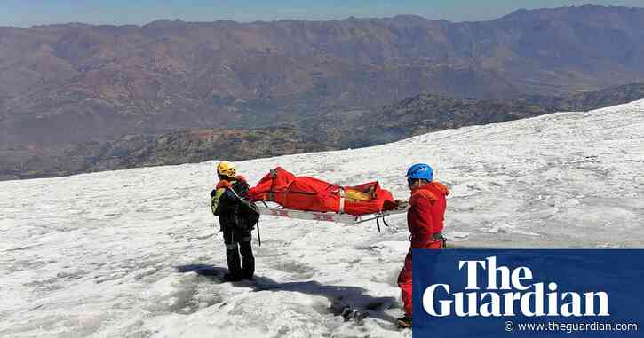 US mountaineer buried by avalanche 22 years ago found preserved in ice, police say