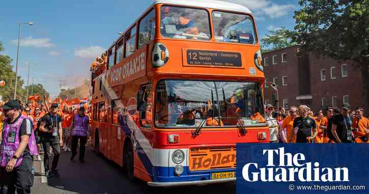 ‘Silly’ Oranje bus becomes Euros symbol for Dutch fans in Germany