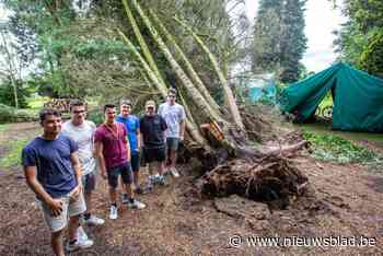 Chirojongens getuigen nadat zwaar onweer over hun kampplaats trekt: “Het leek wel een tornado”