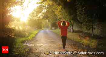 10-minute walking routine to improve heart health