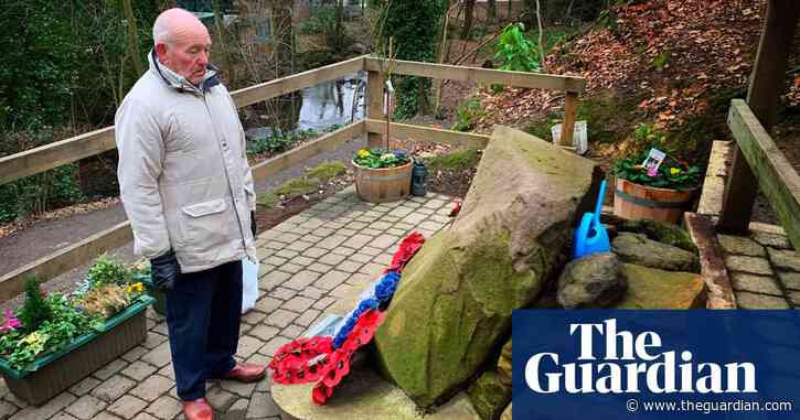 Sheffield war memorial caretaker hails ‘marvellous’ response after tools stolen