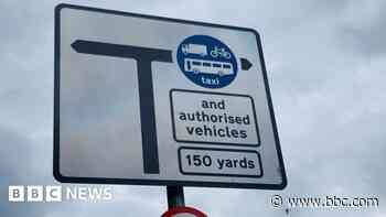 Councillors vote to ease controversial bus gate scheme