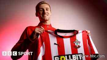 Southampton sign midfielder Downes from West Ham