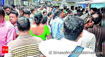 Kolkata woman catches metro molester, takes him to RPF